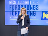 Moderatorin Sigrid Rulitz